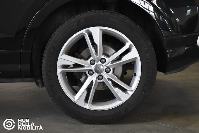 AUDI Q3 SPB 35 TDI S tronic S line edition